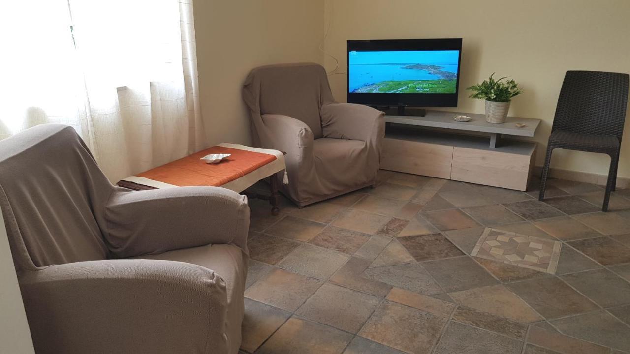 Casa Vacanze Villa Tropia Camastra Eksteriør billede