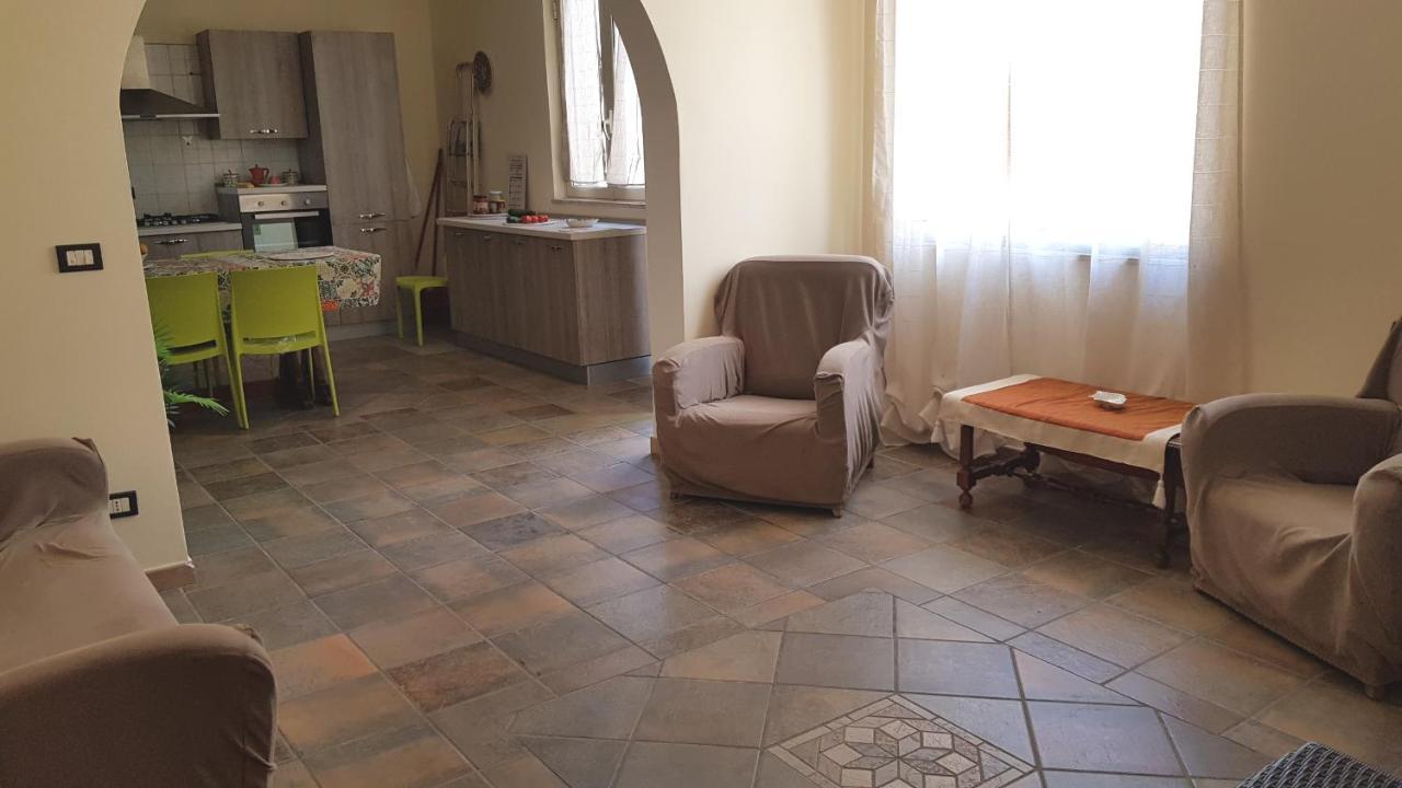Casa Vacanze Villa Tropia Camastra Eksteriør billede