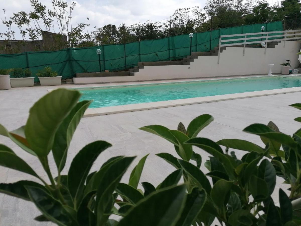 Casa Vacanze Villa Tropia Camastra Eksteriør billede