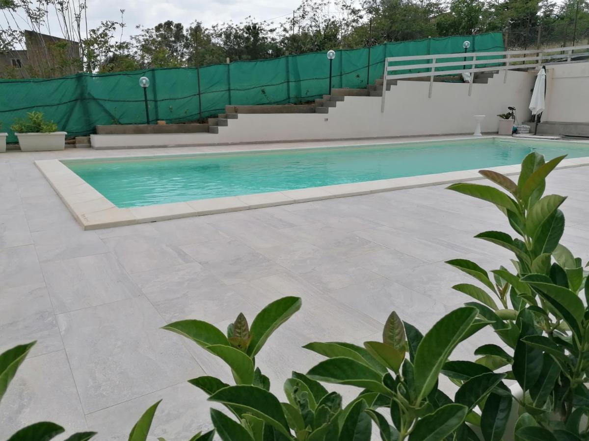 Casa Vacanze Villa Tropia Camastra Eksteriør billede