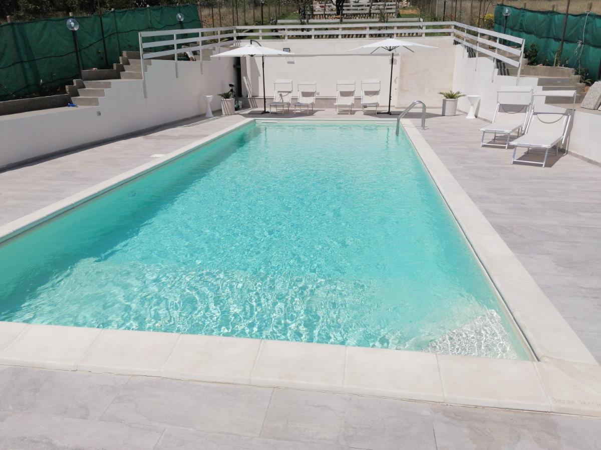 Casa Vacanze Villa Tropia Camastra Eksteriør billede