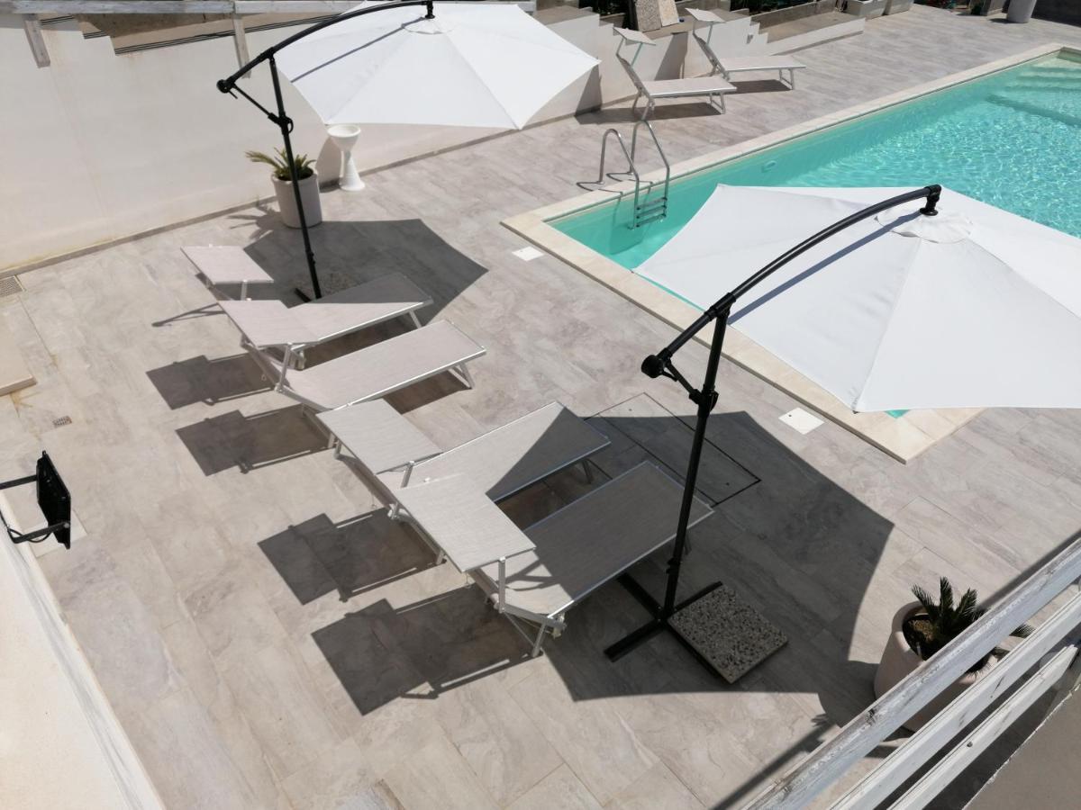 Casa Vacanze Villa Tropia Camastra Eksteriør billede