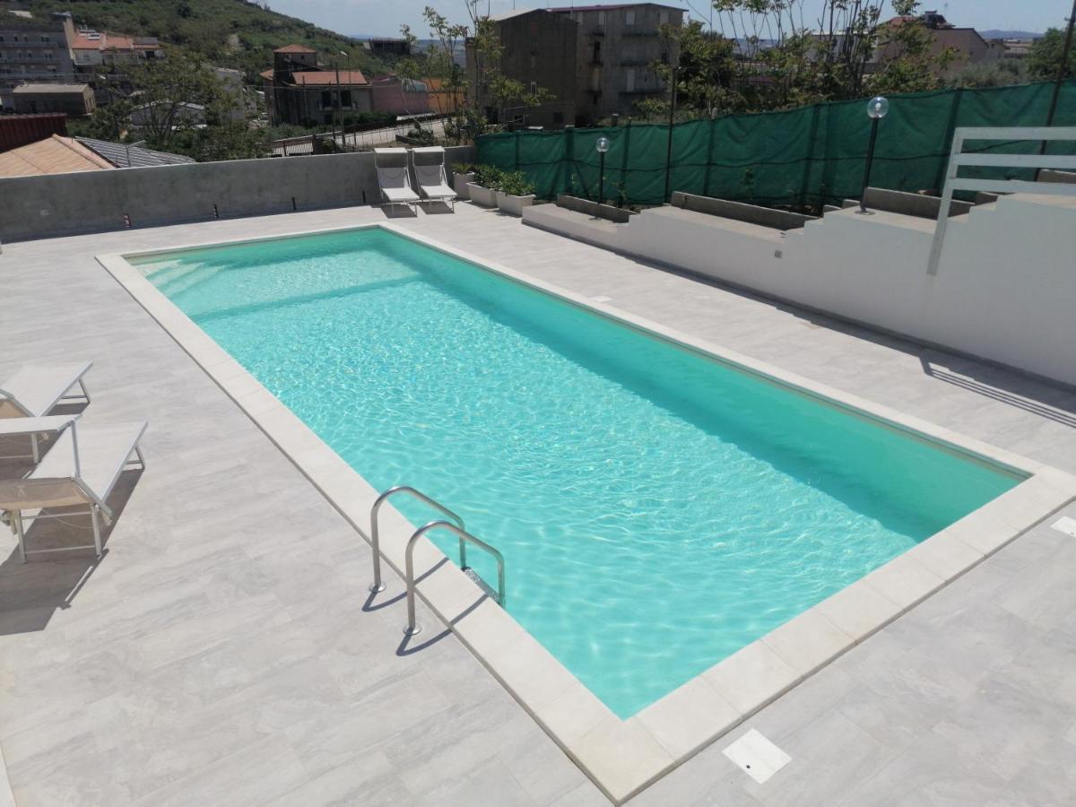 Casa Vacanze Villa Tropia Camastra Eksteriør billede